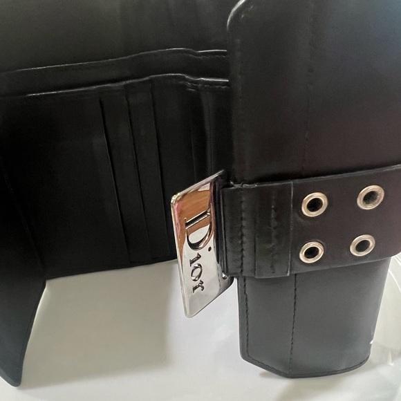 Dior Street Chic black leather wallet with COA. - Picture 4 of 12